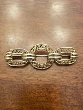 Monet Gold Tone Linked Geometric Brooch